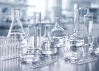 Transparent quartzware